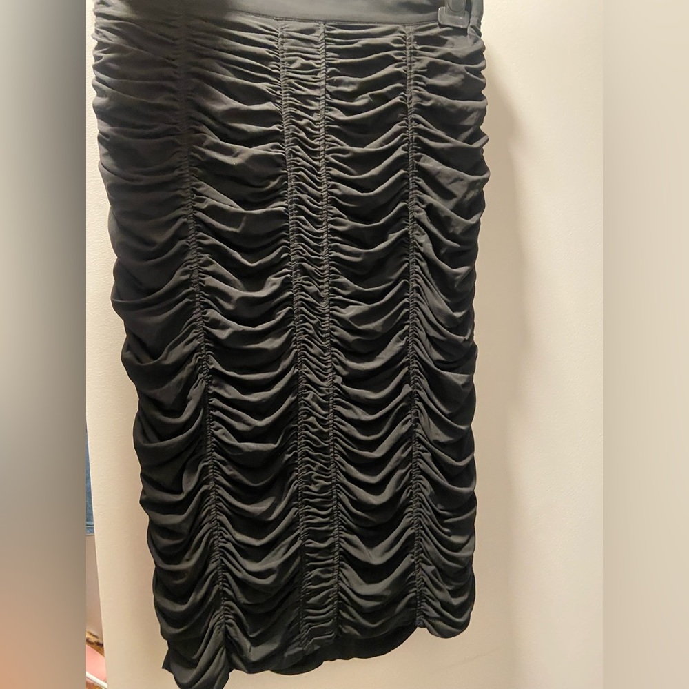Burberry Black Ruched Mid-Length Skirt  -